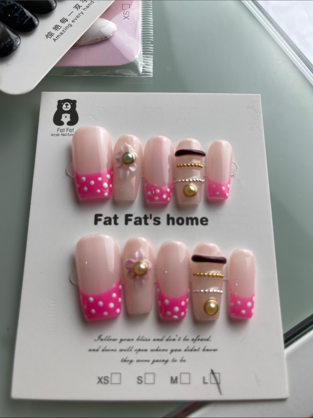 Fat Fat's Home Pink Polka Dot Press-On Nail Set Large